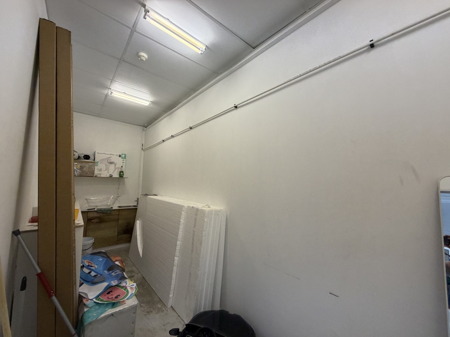 To Let Commercial Property for Rent in Woodstock Western Cape